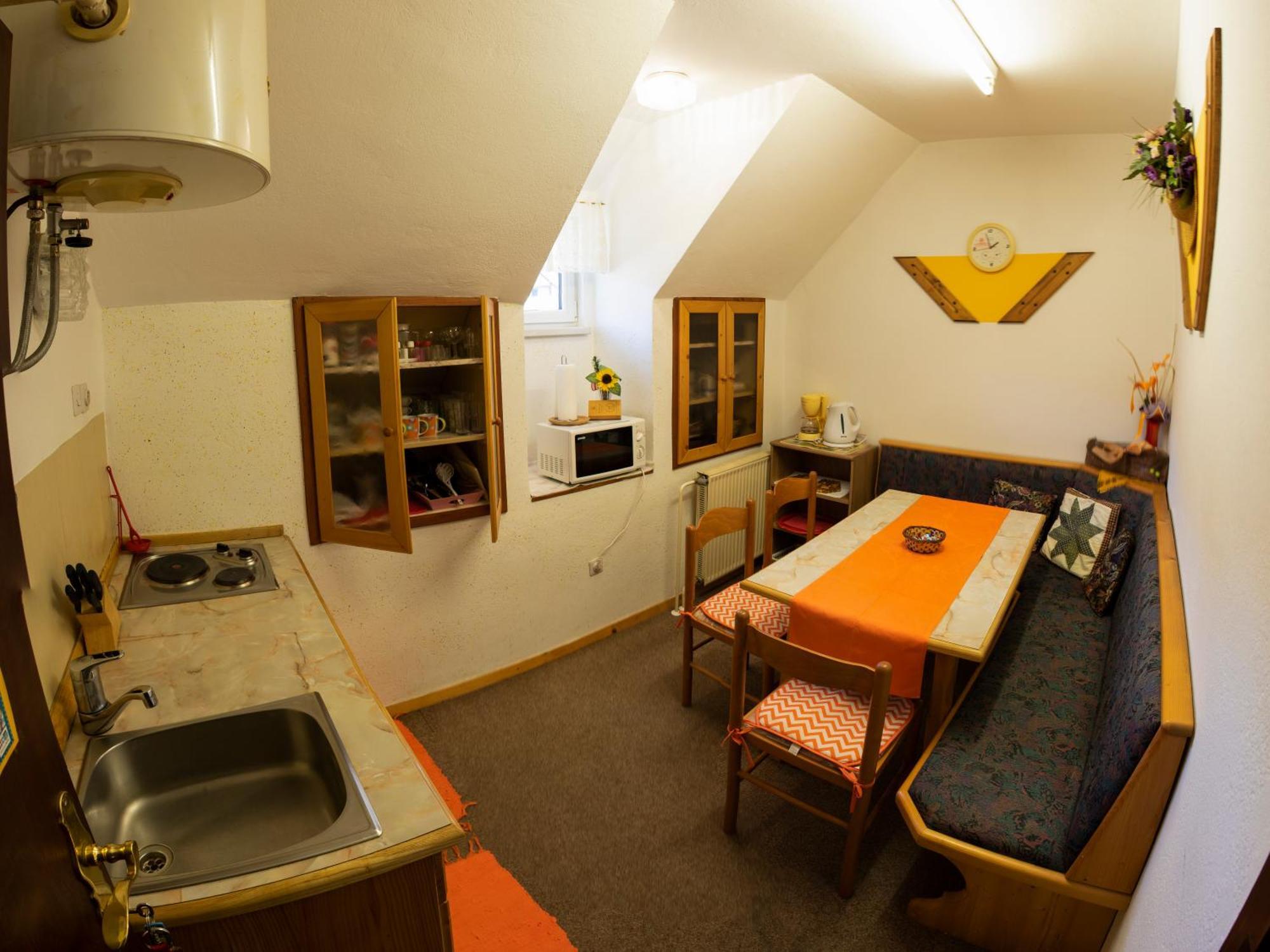 Apartments And Rooms Razen Bohinj Exterior photo